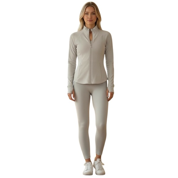 Athleta Salutation Ribbed Jacket II XS Gray Grey Zip-Up Stretch Activewear NWT - Picture 3 of 13